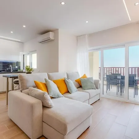 The Noble - Luxury Stylish With Sea View דירה