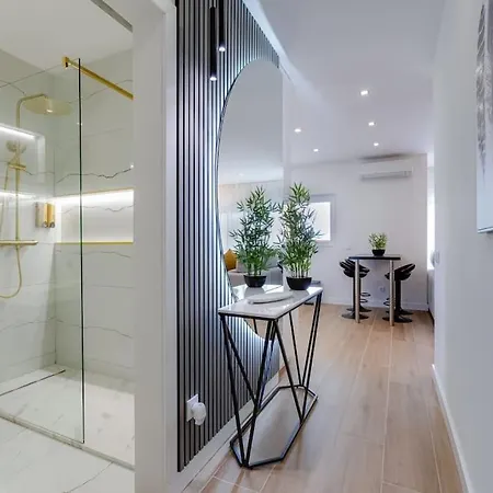 דירה The Noble - Luxury Stylish With Sea View פורטימאו